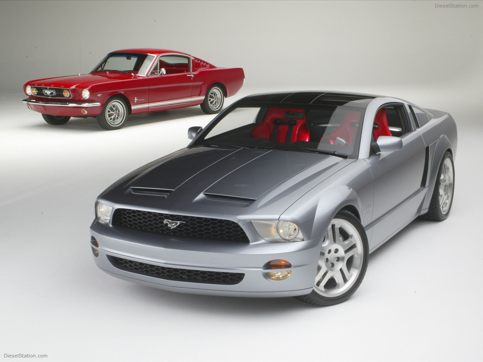 Ford Mustang GT Concept (2004)